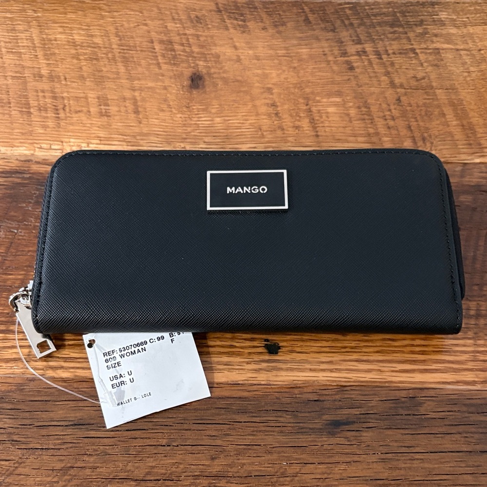 Mango Black Wallet NWT